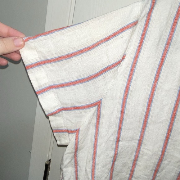 Universal Threads Linen Blend Cropped Button Front Top‎ Short Sleeve Shirt - Picture 2 of 6